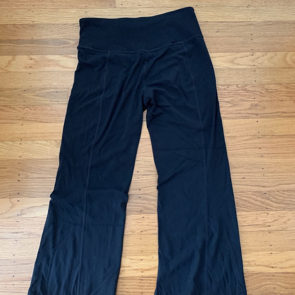 Athleta Yoga Pants - Picture 2 of 4